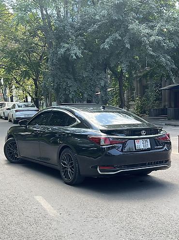 на rx harrier: Lexus ES: 2019 г., 2.5 л, Вариатор, Бензин, Седан — 3
