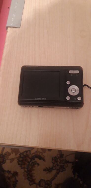 Продаю фотоаппарат цифровой "samsung" память 8.1 мегапикс