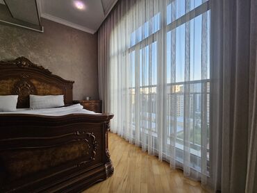 Günlük kirayə mənzillər: 3 otaqlı, Nəsimi r. r-nu — 11