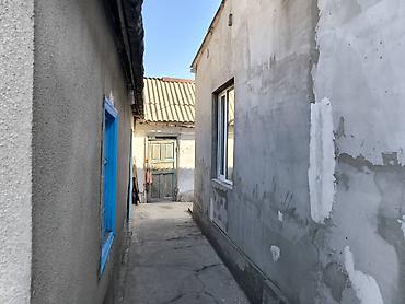 70 сом: Продаю участок с домом в с. Буденовка 20 соток 104м2+ хоз. постройки — 3