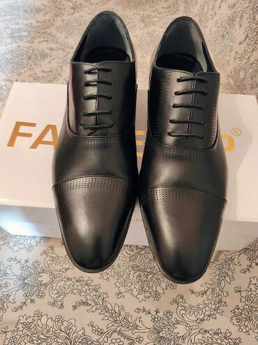 Туфли: Teze. Fast Step Brendine aid .Temiz deri klassic ayaqqabi. ici colu