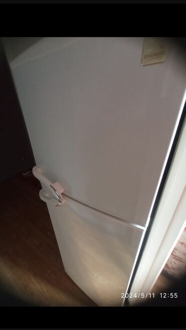 Холодильники: Холодильник Daewoo, Б/у, Двухкамерный, No frost, 60 * 160 * 55