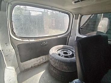 evakuasiya xidməti: Nissan : 3 l | 2005 il Mikroavtobus — 8
