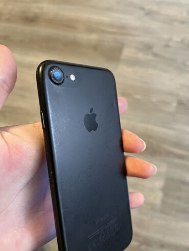 iphone 7 32gb qiymeti: IPhone 7, 32 GB, Qara, Barmaq izi, Sənədlərlə