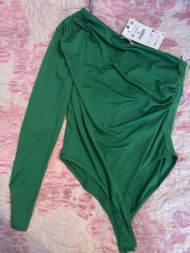 Dəstlər, kostyumlar: Qadın geyimləri -da lalafo.az — 4 Dəstlər, kostyumlar: Qadın geyimləri — 4