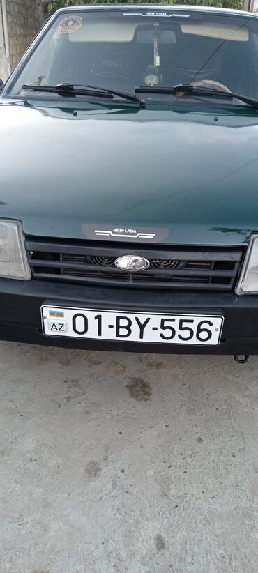 VAZ (LADA): Salam masin 1999 ci ildi senetleri her sey qaydasindadi. Öz adimdadi