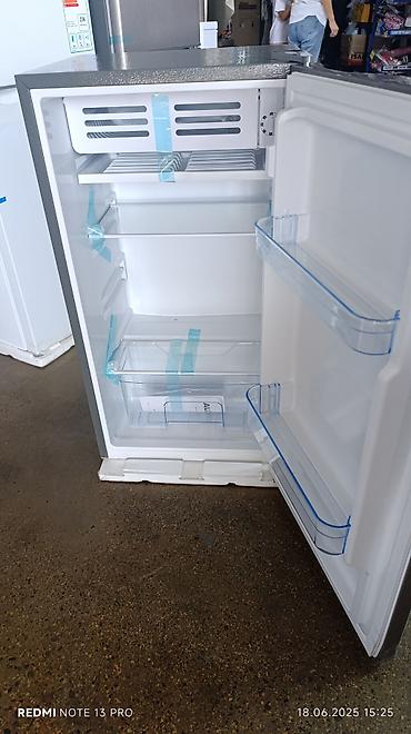 Холодильники: Холодильник Avest, Новый, Однокамерный, De frost (капельный), 47 * 85 * 47 — 6