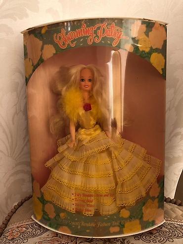 İncəsənət və kolleksiyalar: Retro Barbie Məhsul: Charming Patsy – 11,5" (29 sm) çevik moda kuklası — 1