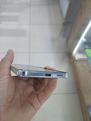 j 3: Samsung Galaxy Z Flip 5, Б/у, 512 ГБ, цвет - Серый, 2 SIM — 5