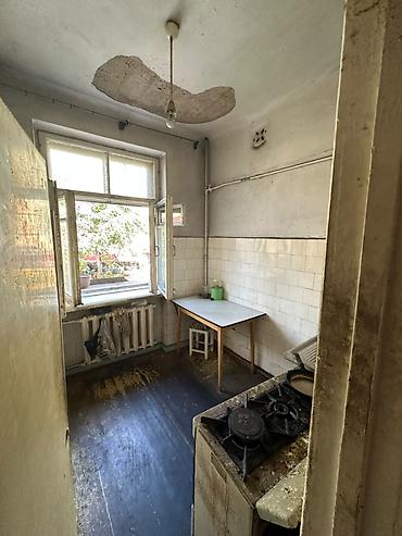 Продажа квартир: 3 комнаты, 71 м², Золотой квадрат Сталинка, 2 этаж, Требуется ремонт — 5