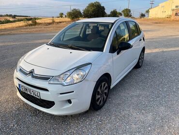 Citroen C3: 1.2 l | 2015 year 63500 km. Hatchback