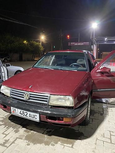 Volkswagen: Volkswagen Vento: 1992 г., Механика, Бензин, Седан — 4