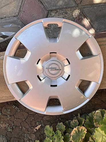 Kolpaklar: İşlənmiş Kolpak Opel R 15 — 1