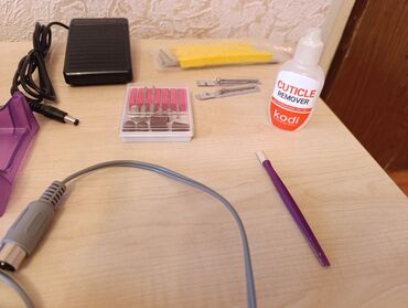 Manikür, pedikür aparatları: Peşəkar manikür seti – frez aparatı və aksesuarlar. TƏZƏDİR. 40 avroya — 3