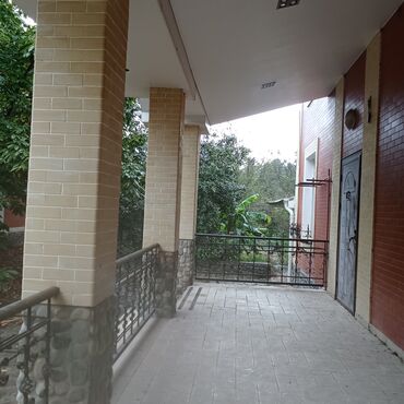 Həyət evləri və villaların satışı: 8 otaq, 1000 kv. m, Orta təmir — 28