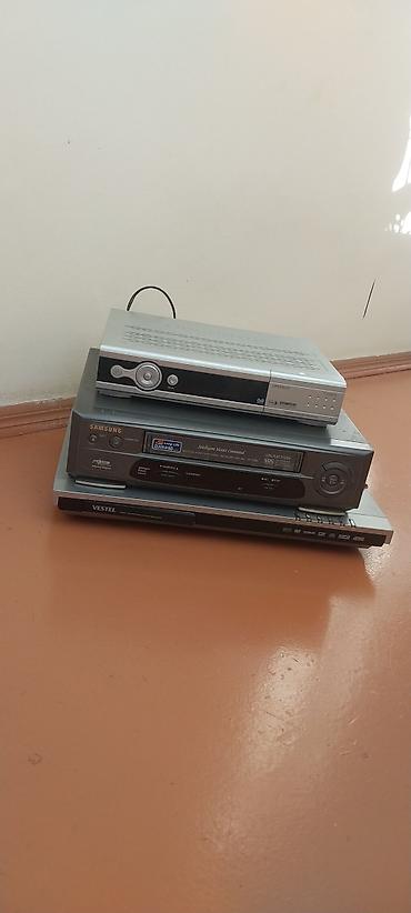 blu ray disk: TV və media qurğuları dəsti - Openbox rəqəmsal peyk qəbuledicisi: ön — 1
