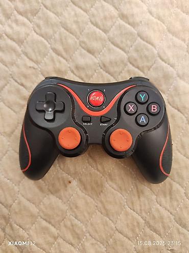 Xbox oyun joysticki (gamepad) - Rəng: qara-qırmızı - Düymələr: X, Y lalafo.az -da Xbox oyun joysticki (gamepad) - Rəng: qara-qırmızı - Düymələr: X, Y