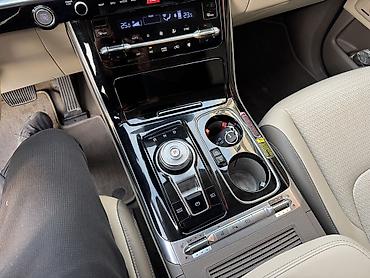 Kia: Kia Carnival: 2021 г., 3.5 л, Типтроник, Бензин, Лимузин — 17