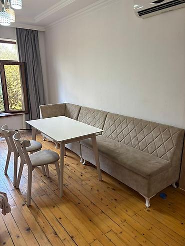 mətbəxt masa: Perla mebel 230azn satılır.
Unvan h.aslanob*afa — 1