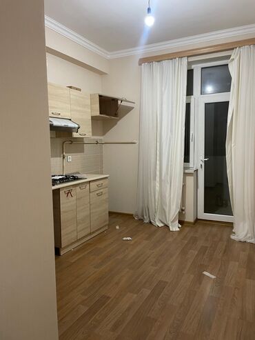 Uzunmüddətli kirayə mənzillər: Kırayə Mıda 2 hovsan 4 otaq əşyalı 500 əşyasız 400 — 2