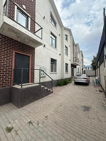 3 комнаты, 166 м², 8 соток, Ак-Орго ж/м Электричество