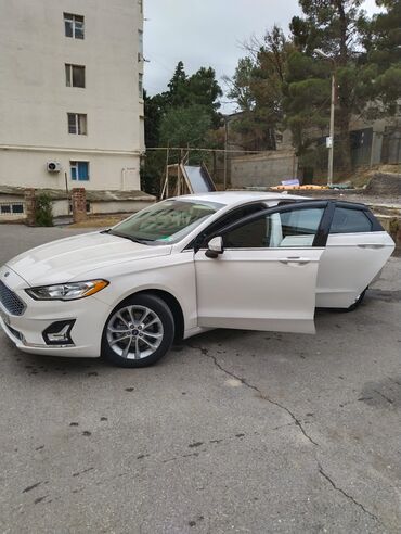 honda civic qiymeti: Ford Fusion: 1.5 l | 2019 il | 109000 km Sedan