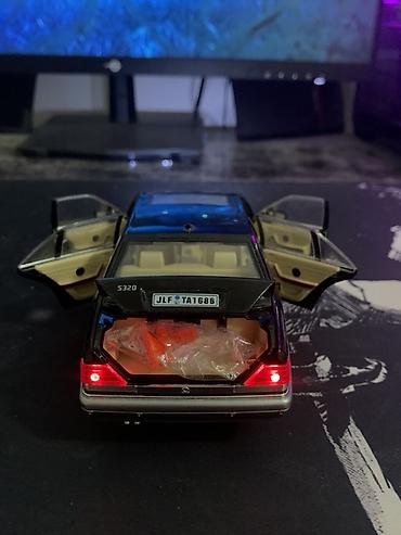 ск 8: Коллекционная модель автомобиля Mercedes-Benz S-Class (W140) S320 с — 3