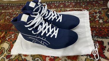 Кроссовки и спортивная обувь: Мужские кроссовки, 38, Asics, Новый, Самовывоз