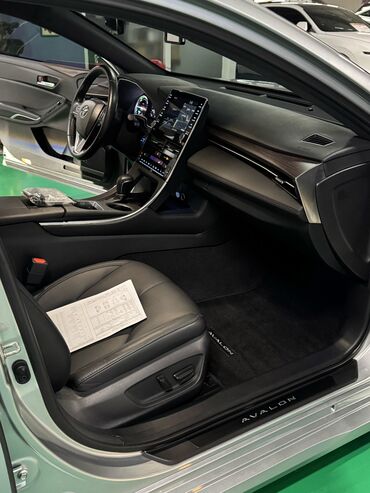 Toyota: Toyota Avalon: 2020 г., 2.5 л, Вариатор, Гибрид, Седан — 13