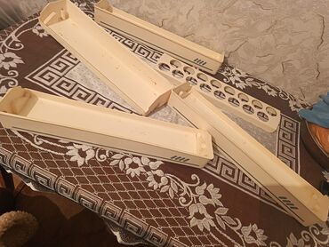 Ovçuluq və balıqçılıq: Soyuducunun qapısında yerləşən polkalarla və yumurtası yumurtası QABI — 9