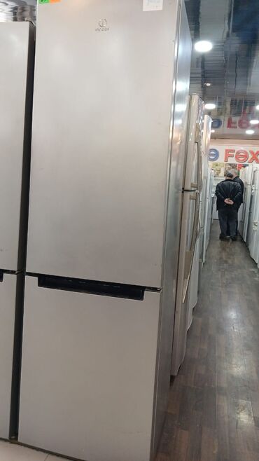 Soyuducular: 2 qapılı Indesit Soyuducu Satılır