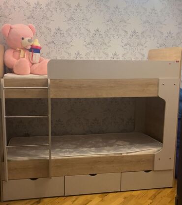 Digər mebel: Afa✅ikimertebe kravat satilir 180 azn.Eni 205 Uzunluğu 170.matras