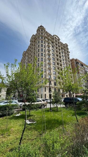 аренда помещений каракол: Сдаю Офис, 240 м², В жилом комплексе, С отдельной кухней, С отдельным входом, С отдельным сан узлом