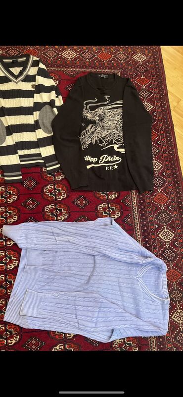 Sviterlər: Razmer M-L. Sviterler e’la veziyyetde,L razmer.materiallar chox — 5