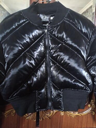 Hicab: Dəri kurtka, Bershka, S (EU 36)