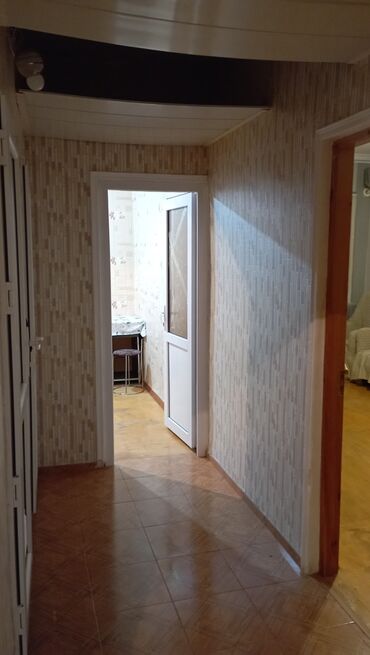 Uzunmüddətli kirayə mənzillər: Salam. Lökbatan qəsəbəsində, 233 nömrəli məktəbin yanında 5 mertebrli -da lalafo.az — 3 Uzunmüddətli kirayə mənzillər: Salam. Lökbatan qəsəbəsində, 233 nömrəli məktəbin yanında 5 mertebrli — 3