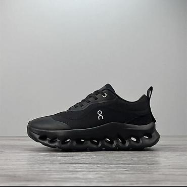 Кроссовки и спортивная обувь: Кроссовки с амортизирующей подошвой «сотовой» конструкции - Цвет — 9