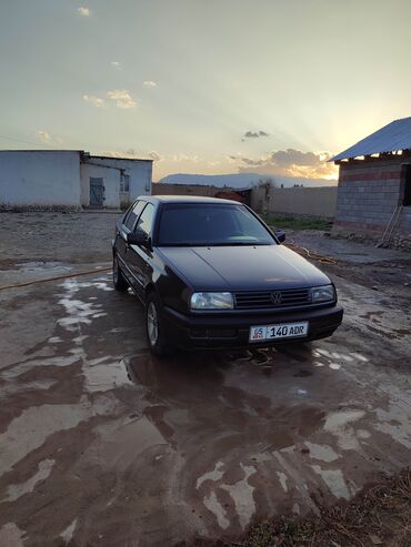 Volkswagen: Volkswagen Vento: 1993 г., 1.8 л, Седан — 1