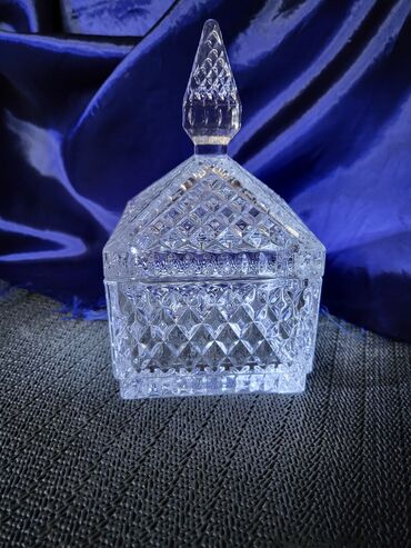 Ostalo posuđe: Bombonijera vintaz,nova pun rad staklena. Bombonijera,posuda za — 4