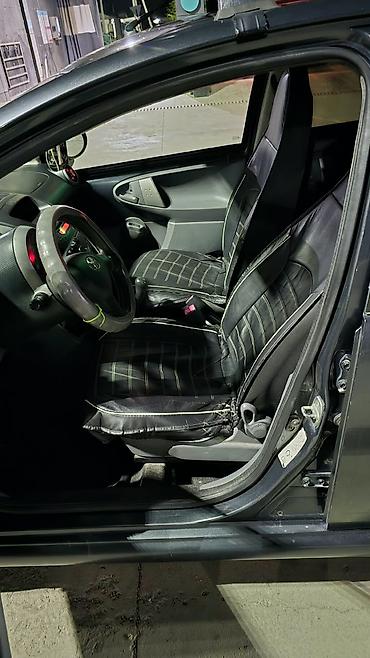 avante 3: Toyota Aygo: 2006 г., 1 л, Механика, Бензин, Хэтчбэк — 2