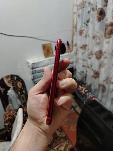 Apple iPhone: IPhone SE 2020, Qırmızı — 16