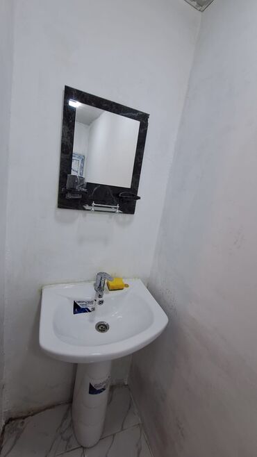 Köhnə tikili: Bakı, 3-cü mikrorayon, 1 otaqlı, Köhnə tikili, m. Memar Əcəmi, 35 kv. m — 13