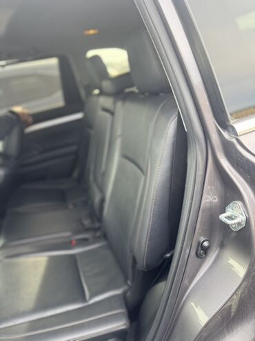 Toyota: Toyota Highlander: 2019 г., 3.5 л, Типтроник, Бензин, Кроссовер — 2