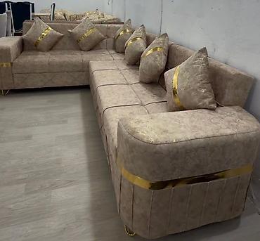 uglavoy divan: - L formalı künc divan dəsti - Rəng: bej/mərmər naxışlı parça, qızılı — 1