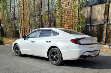 хундай саренто: Hyundai Sonata: 2019 г., 2 л, Типтроник, Газ, Седан