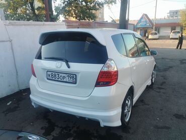 ош хонда фит: Honda Fit: 2001 г., 1.3 л, Автомат, Бензин, Хетчбек