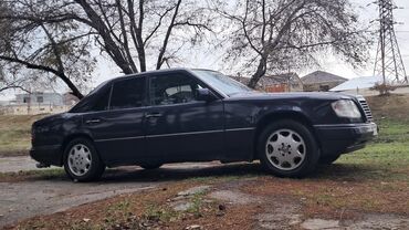 Mercedes-Benz: Mercedes-Benz E 230: 2.3 l | 1990 il Sedan — 7