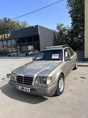 салон мерс 210: Mercedes-Benz E-Class: 1990 г., Седан — 2