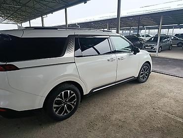 Kia: Kia Carnival: 2023 г., Минивэн — 7