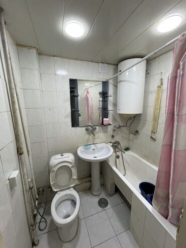 Otaqların uzunmüddətli kirayəsi: Yalniz aileye, Koroglu parkina panarama penceresi olan 2 otagli tam — 19